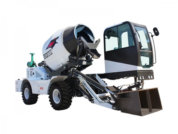1.5m3全自动上料搅拌车