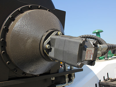 1.5m3全自动上料搅拌车